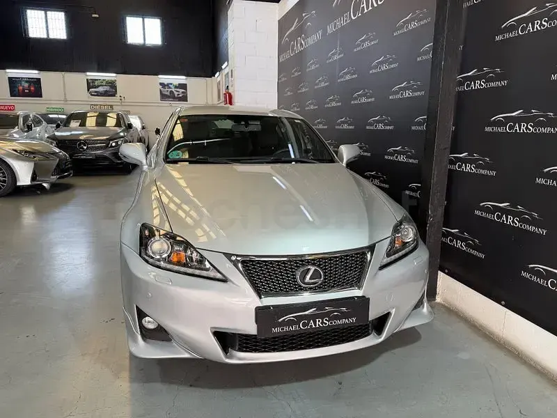 Usado Lexus IS250 F Sport 208 CV (152 kW) 2012 Gris / plata Berlina