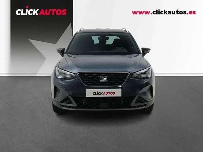 Usado Seat Arona FR 116 CV (85 kW) 2025 Gris SUV