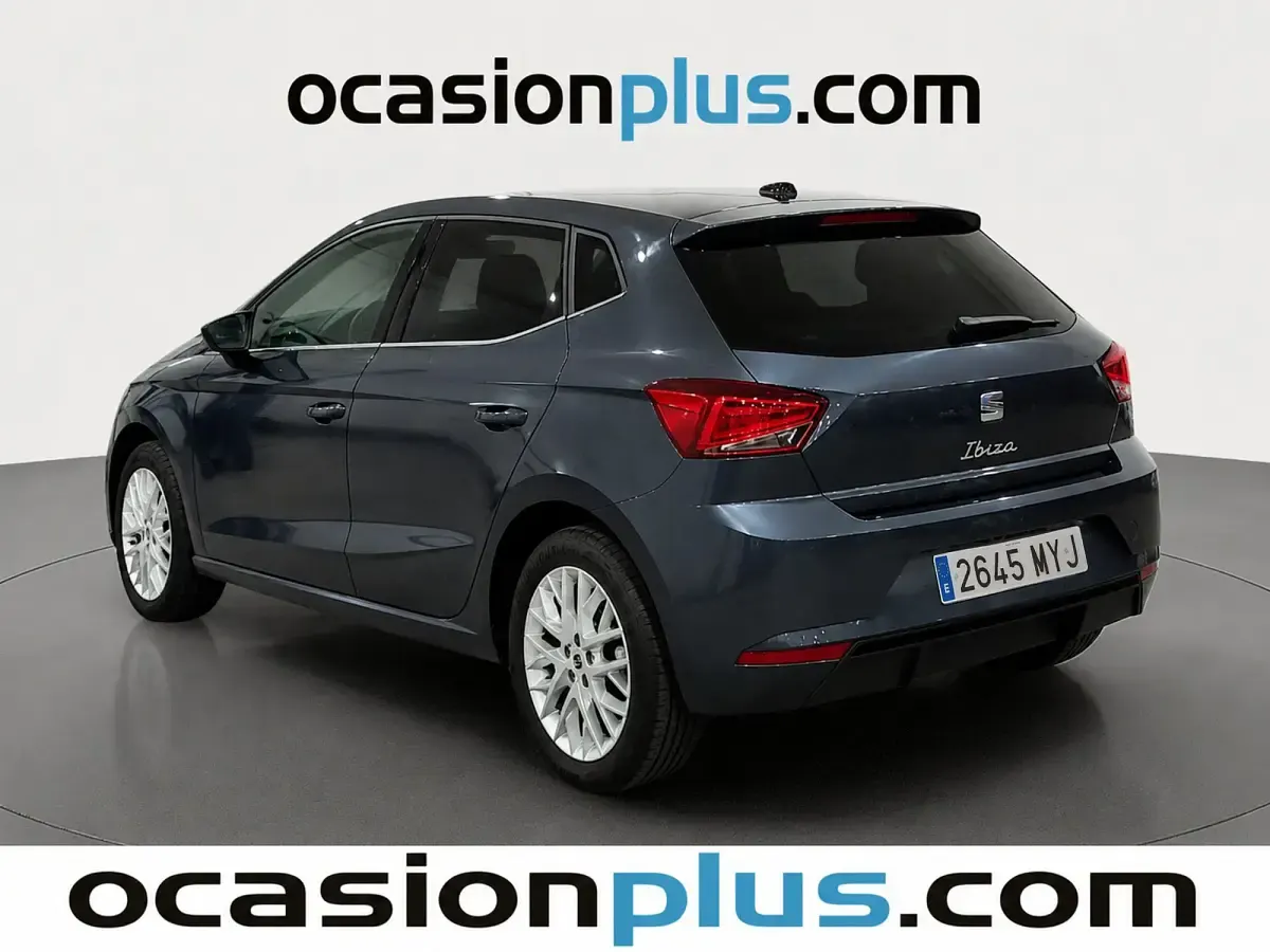 Usado Seat Ibiza XCELLENCE 116 CV (85 kW) 2025 Gris Utilitario
