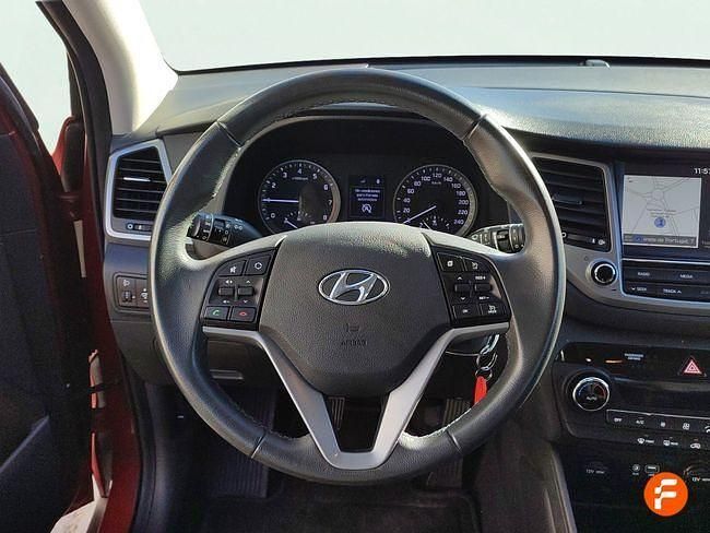 Begagnad Hyundai Tucson 132 HK (97 kW) 2018 Röd SUV
