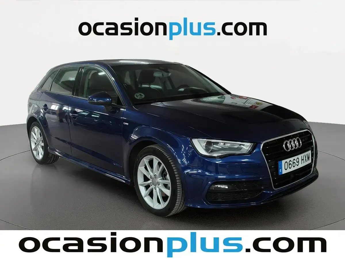 Usado Audi A3 Sportback 150 CV (110 kW) 2014 Azul Utilitario