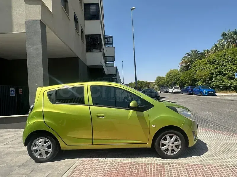 Usado Chevrolet Spark LS 68 CV (50 kW) 2012 Verde Utilitario