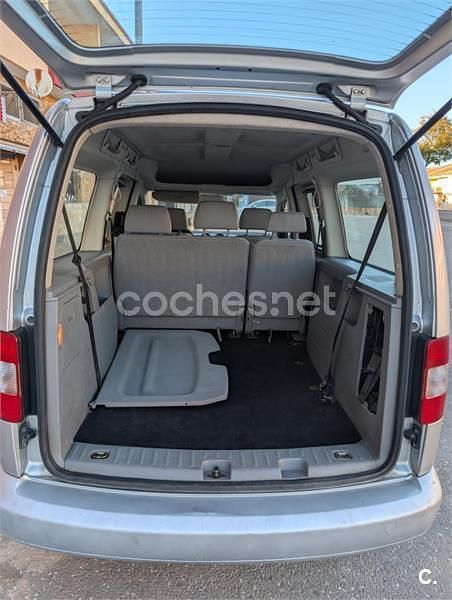 Usado VW Caddy Life 105 CV (77 kW) 2009 Negro Monovolumen