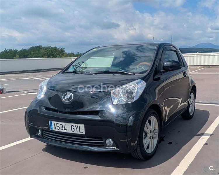 Usado Toyota iQ 99 CV (72 kW) 2010 Negro Utilitario