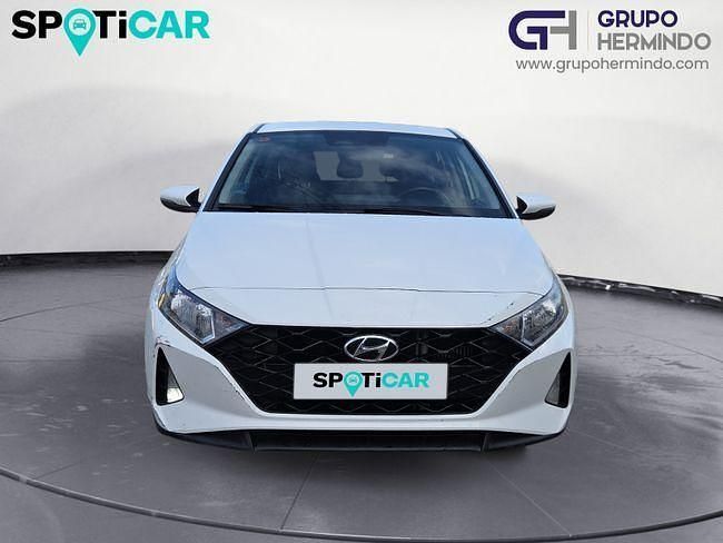 Usado Hyundai i20 100 CV (73 kW) 2021 Blanco Berlina