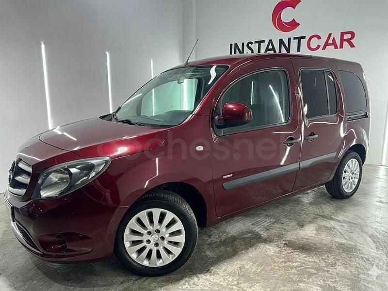 Usado Mercedes Citan 109 90 CV (66 kW) 2018 Granate Familiar
