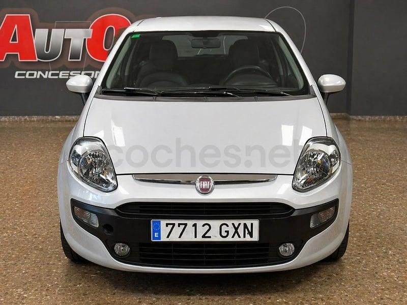 Usado Fiat Punto Evo Dynamic 77 CV (56 kW) 2010 Blanco Utilitario