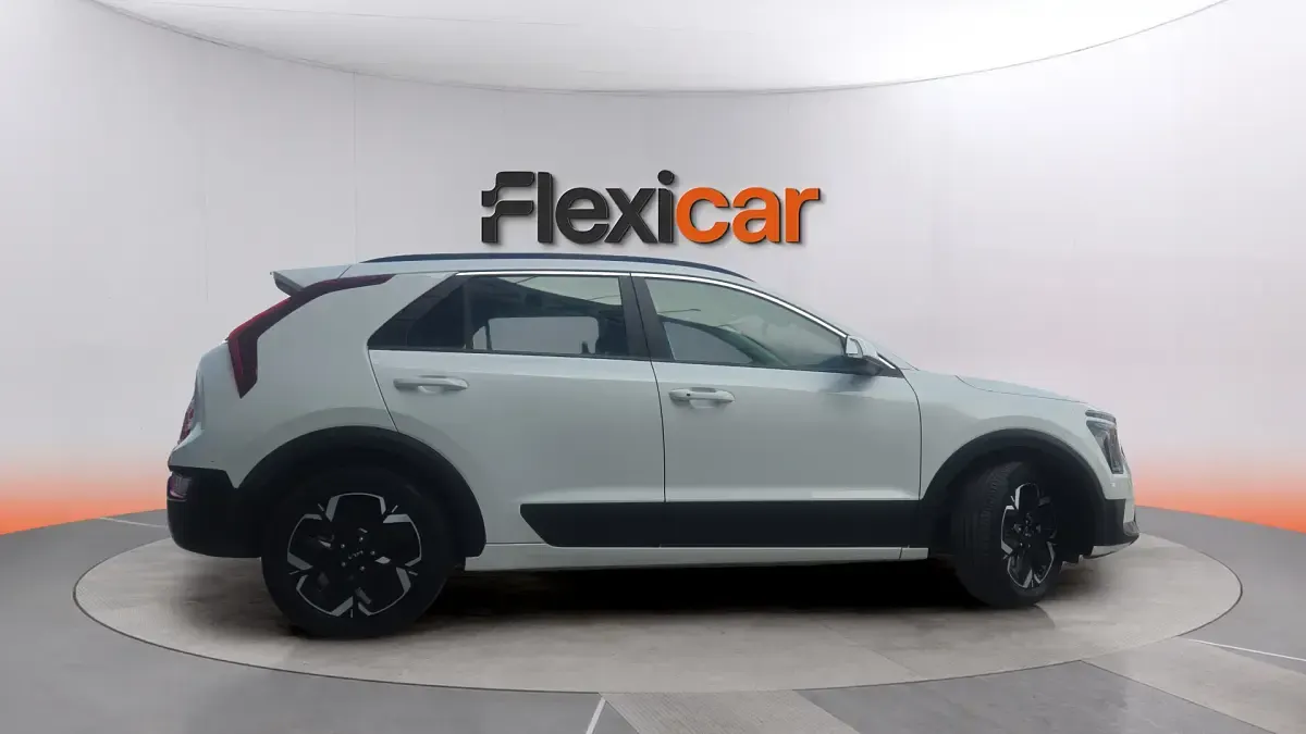 Usado Kia e-Niro 150 kW (204 CV) 2023 Blanco SUV