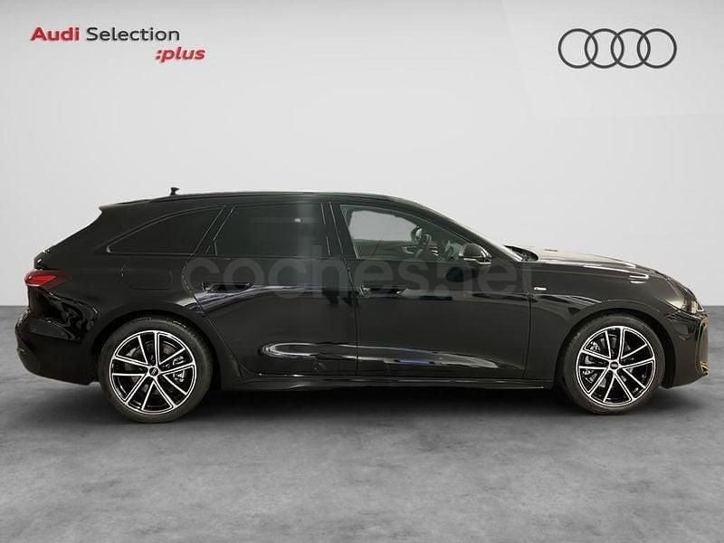 Usado Audi A5 Ambiente 204 CV (150 kW) 2025 Negro Familiar
