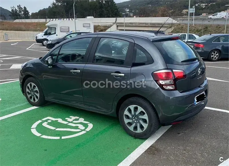 Usado Citroën C3 PureTech 68 CV (50 kW) 2014 Gris / plata Berlina