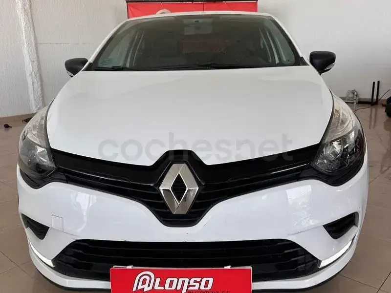 Usado Renault Clio IV LIMITED 75 CV (55 kW) 2017 Blanco Berlina