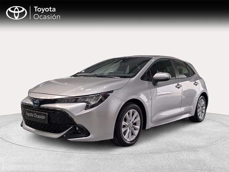 Plateado Usado 2024 Toyota Corolla Active Berlina | 24.900 € (Precio justo) - Imagen 1/4