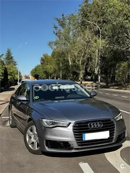 Usado Audi A6 190 CV (139 kW) 2015 Gris / plata Berlina