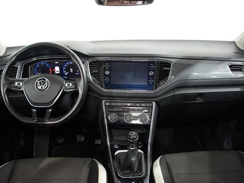 Usado VW T-Roc Sportline 150 CV (110 kW) 2021 Blanco puro SUV