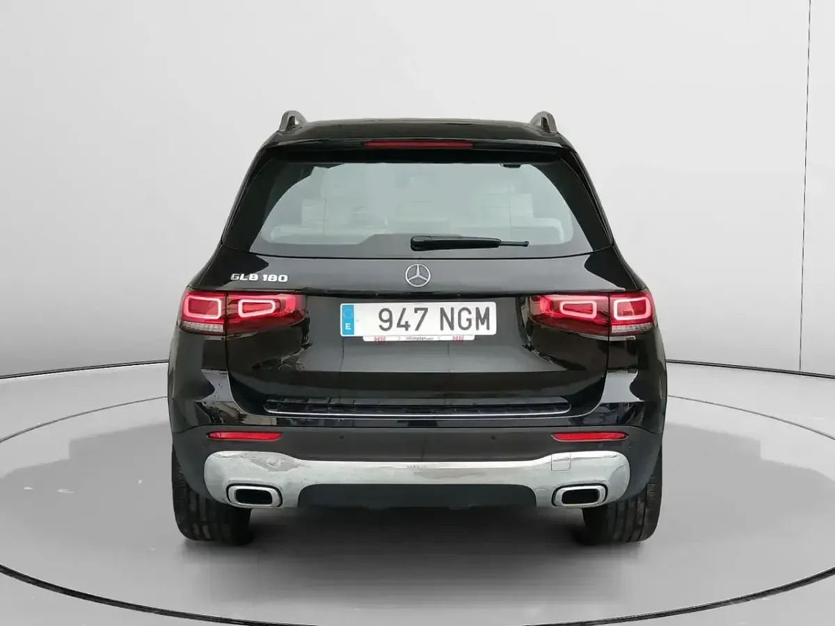 Usado Mercedes GLB180 Progressive 136 CV (100 kW) 2021 Negro SUV