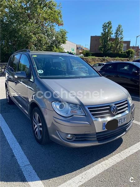 Gris / plata Usado 2007 VW Touran Monovolumen | 4900 € (Buen precio) - Imagen 1/4