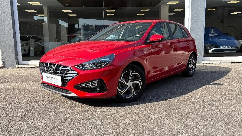 Rojo Usado 2024 Hyundai i30 | 20.500 € (Precio justo) - Imagen 1/4