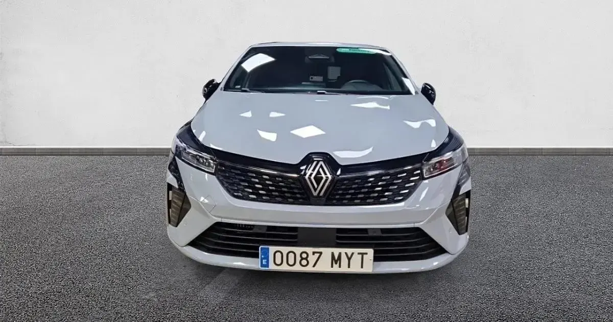 Usado Renault Clio Techno 100 CV (73 kW) 2025 Utilitario