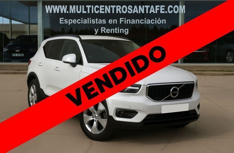 Blanco Usado 2020 Volvo XC40 Momentum SUV | 22.950 € (Un poco caro) - Imagen 1/1