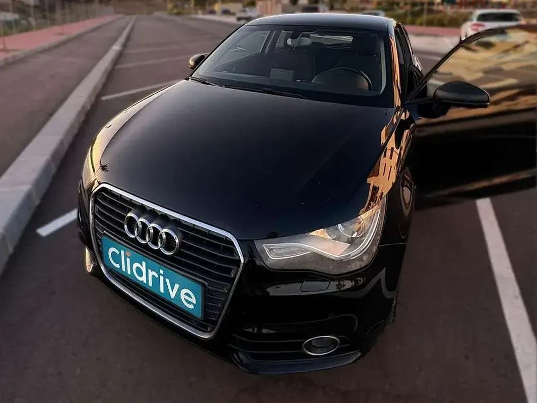 Usado Audi A1 Sportback Premium 90 CV (66 kW) 2012 Negro Utilitario