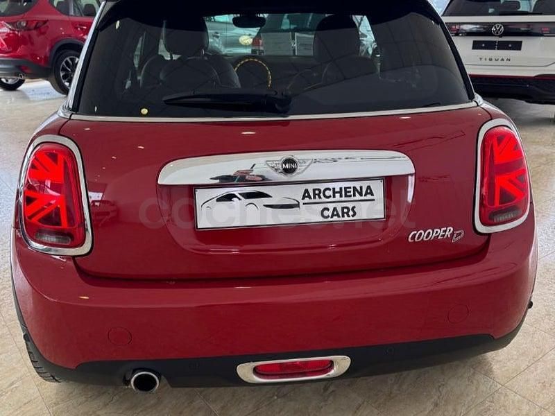 Usado Mini Cooper D 116 CV (85 kW) 2016 Granate Utilitario