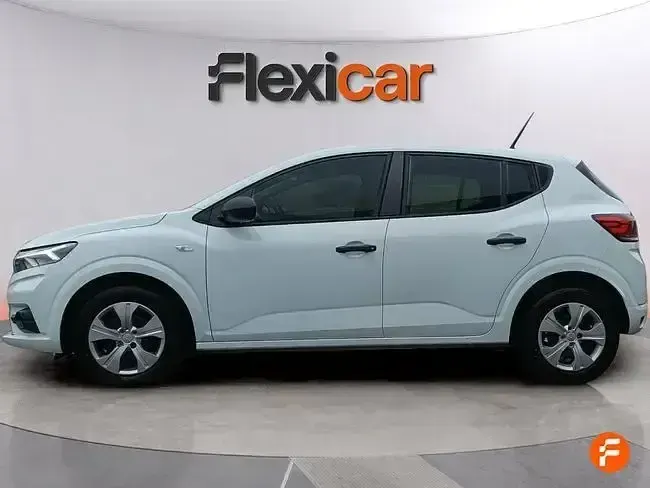 Käytetty Dacia Sandero Essentiel 101 HP (74 kW) 2025 Valkoinen