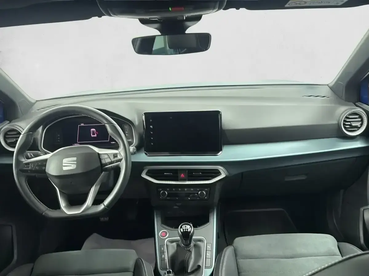 Usado Seat Arona Xperience 115 CV (84 kW) 2025 Blanco SUV