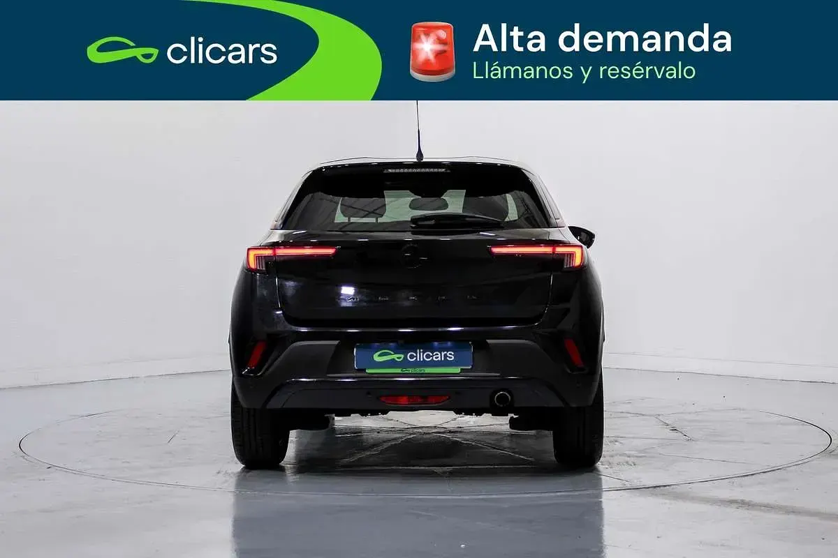 Usado Opel Mokka S 110 CV (80 kW) 2023 Negro SUV