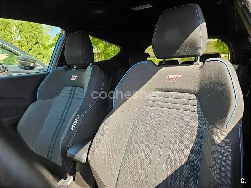 Usado Ford Fiesta ST 200 CV (147 kW) 2018 Azul Utilitario