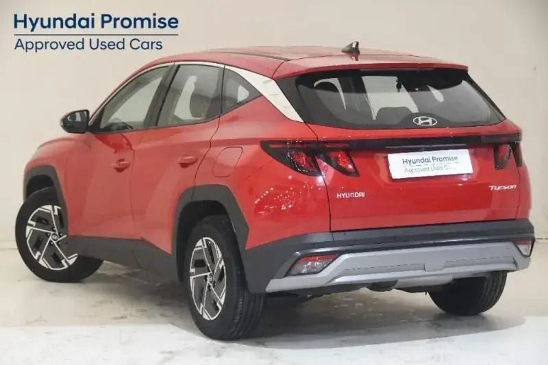 Usado Hyundai Tucson 115 CV (84 kW) 2024 Rojo SUV