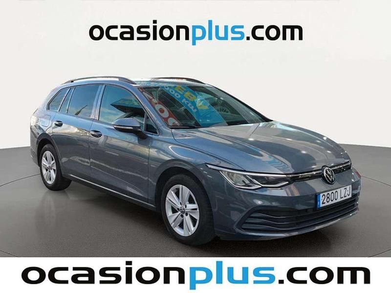 Usado VW Golf VIII Life 116 CV (85 kW) 2021 Gris Familiar