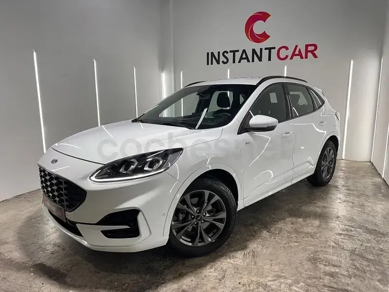 Usado Ford Kuga ST-Line 190 CV (139 kW) 2023 Blanco SUV