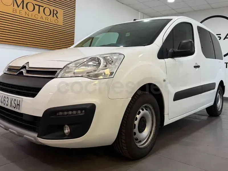 Usado Citroën Berlingo Live 100 CV (73 kW) 2019 Blanco Monovolumen