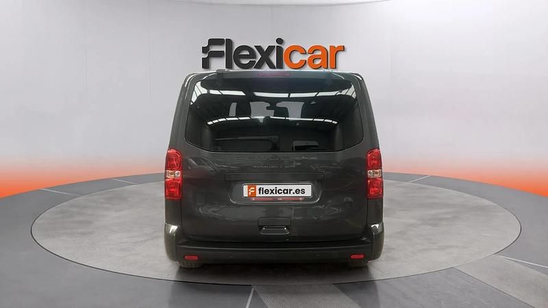 Usado Peugeot Traveller Business-Line 180 CV (132 kW) 2024 Negro Monovolumen