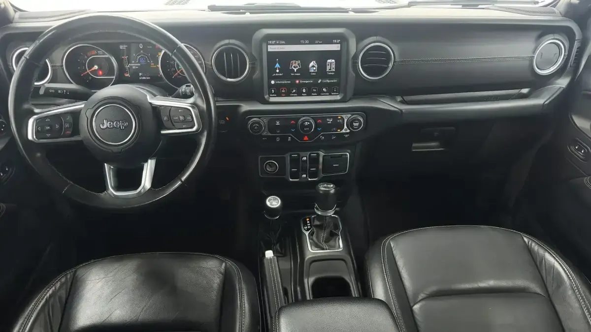 Usado Jeep Wrangler Sahara 200 CV (147 kW) 2019 Gris SUV