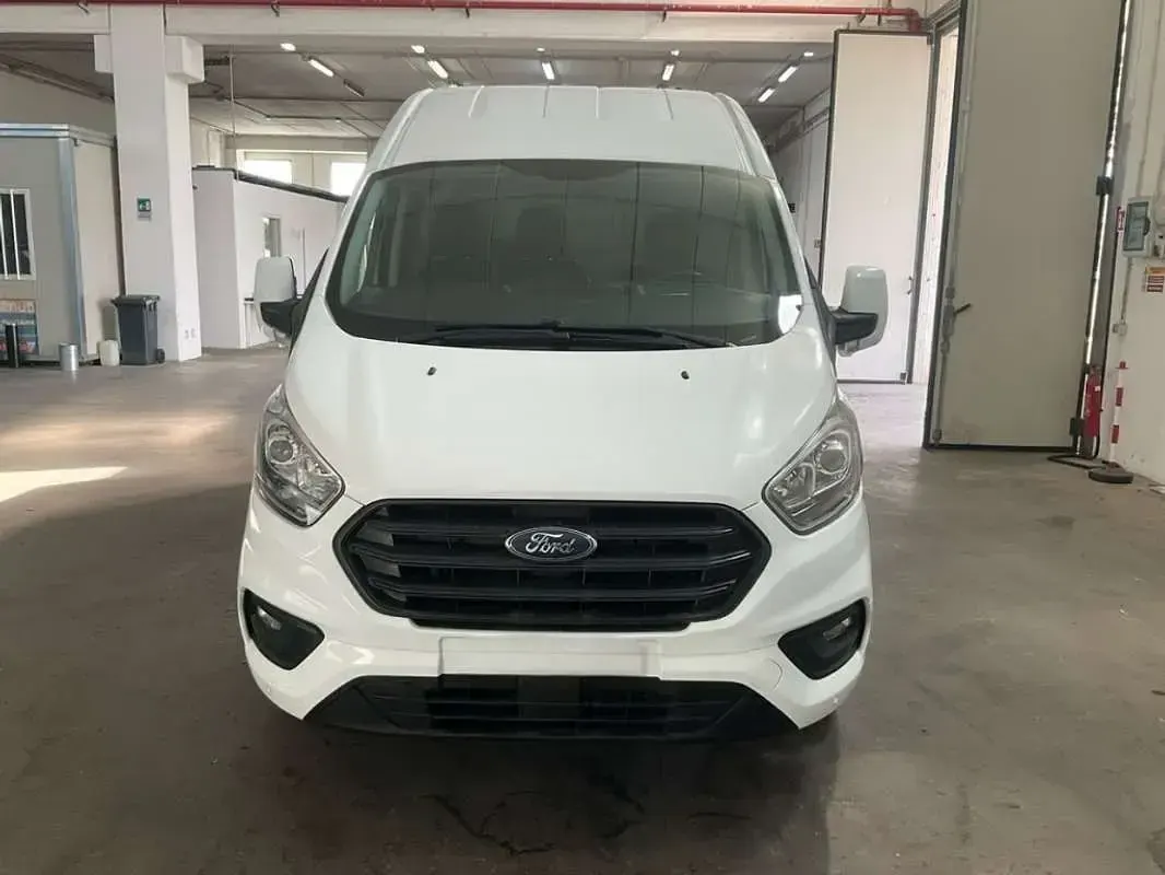 Usado Ford Transit Custom Trend 170 CV (125 kW) 2022 Blanco Van