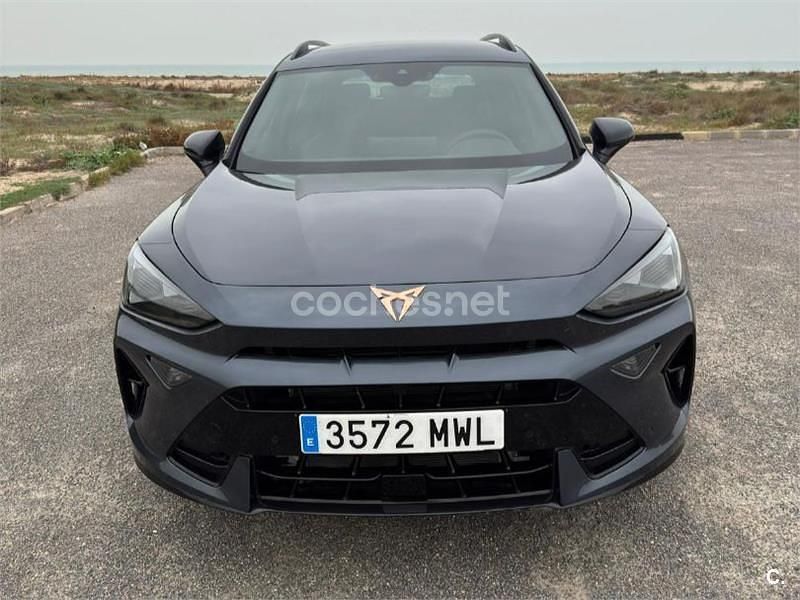 Usado Cupra Formentor 150 CV (110 kW) 2024 Gris / plata SUV