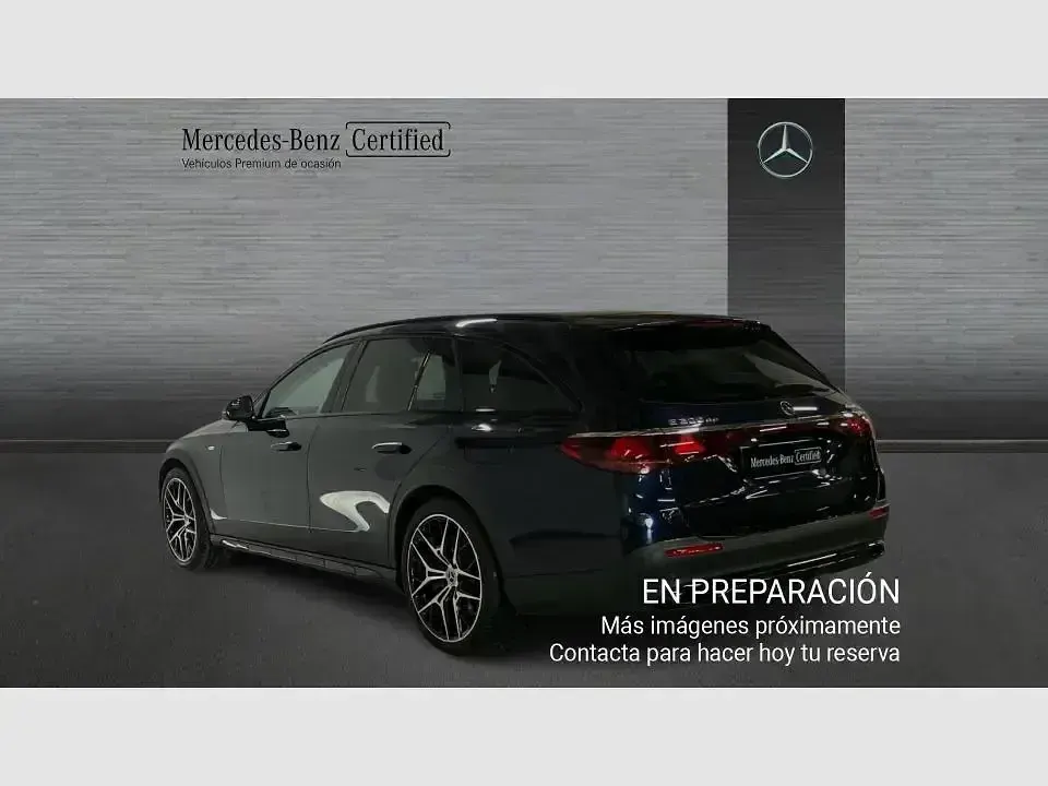 Usado Mercedes E300 313 CV (230 kW) 2025 Otro Familiar
