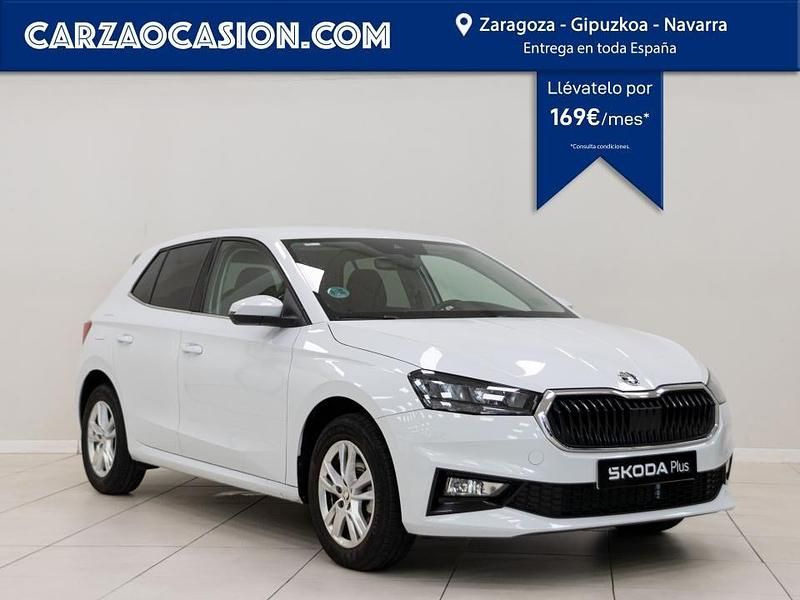 Blanco Usado 2024 Skoda Fabia Selection Utilitario | 16.900 € (Un poco caro) - Imagen 1/4