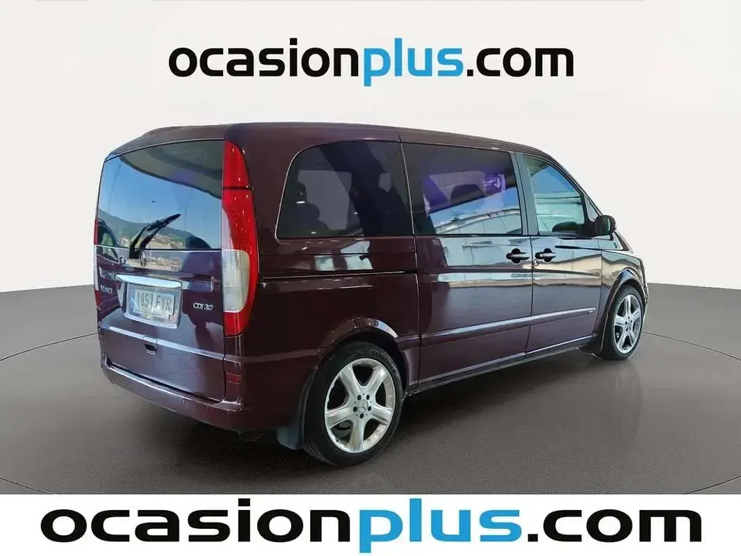 Usado Mercedes Viano 204 CV (150 kW) 2007 Rojo Monovolumen