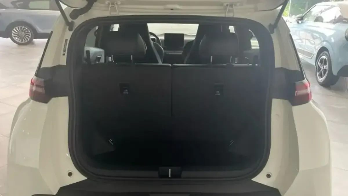 Nuevo BYD Dolphin Surf Comfort 114 kW (156 CV) 2025 Blanco Utilitario
