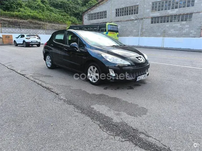 Usado Peugeot 308 Premium 120 CV (88 kW) 2009 Negro Berlina