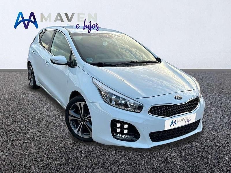 Usado Kia Ceed GT 136 CV (100 kW) 2018 Blanco Utilitario