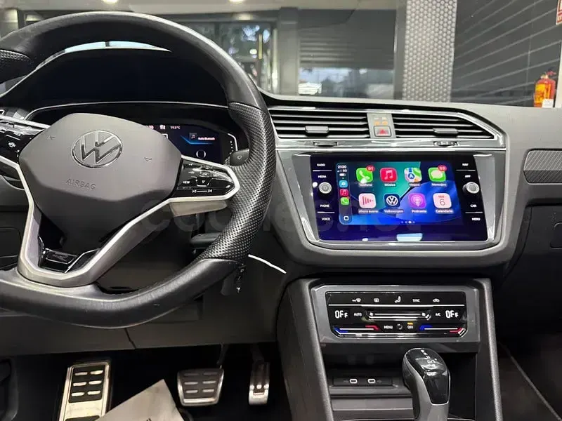 Usado VW Tiguan R-line 150 CV (110 kW) 2022 Blanco SUV