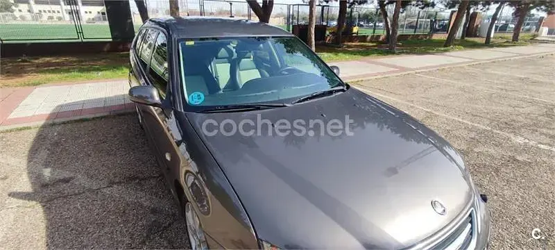 Usado Saab 9-3 Vector 175 CV (128 kW) 2006 Gris / plata Utilitario