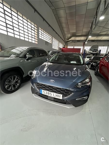 Usado Ford Focus Active 125 CV (91 kW) 2020 Azul Berlina