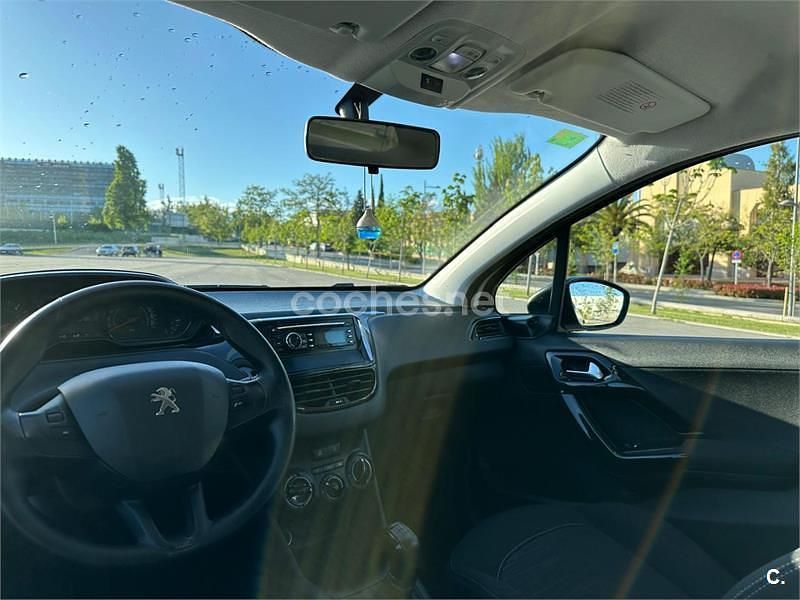 Usado Peugeot 208 Business-Line 68 CV (50 kW) 2014 Blanco Utilitario