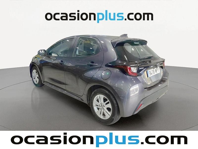 Usado Toyota Yaris Edition 125 CV (91 kW) 2024 Gris Utilitario