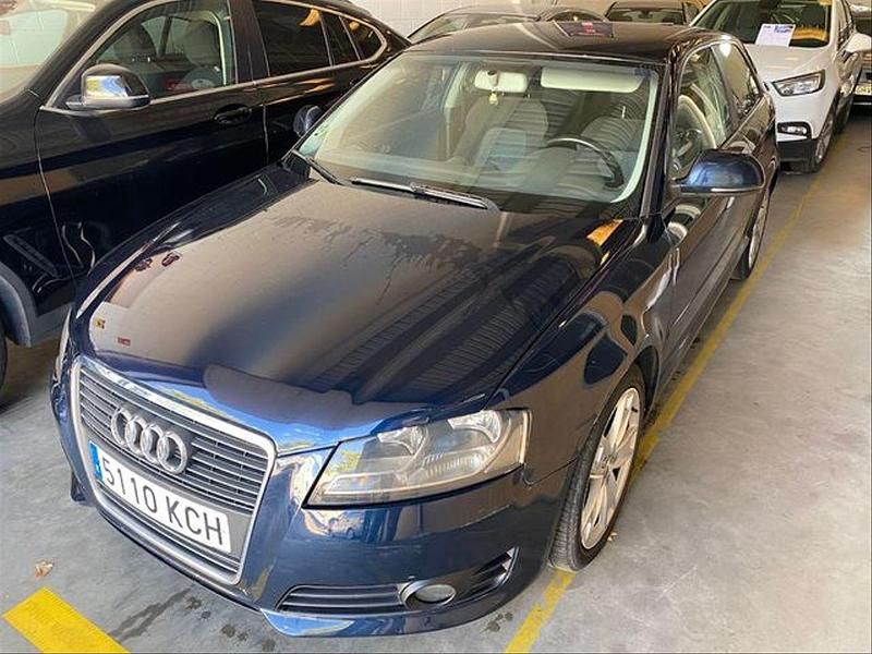Usado Audi A3 Ambition 140 CV (102 kW) 2010 Azul Berlina