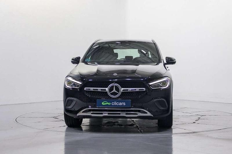 Usado Mercedes GLA200 150 CV (110 kW) 2022 Negro SUV